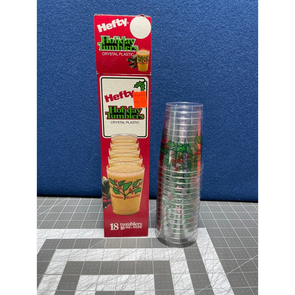 16 VTG Hefty Holiday Christmas Tumblers‎ Crystal 10oz Plastic Cocktail Cups